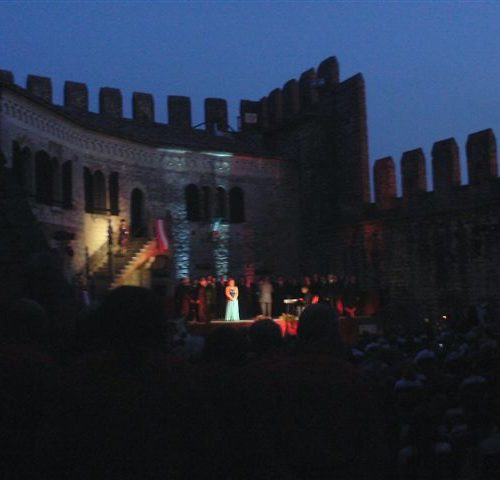 2011 06 25 Trasferta e Rassegna al Castello di Soave (Verona)